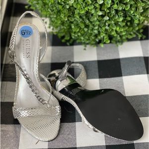 Silver Guess Slingback Heels/pumps size 6 1/2